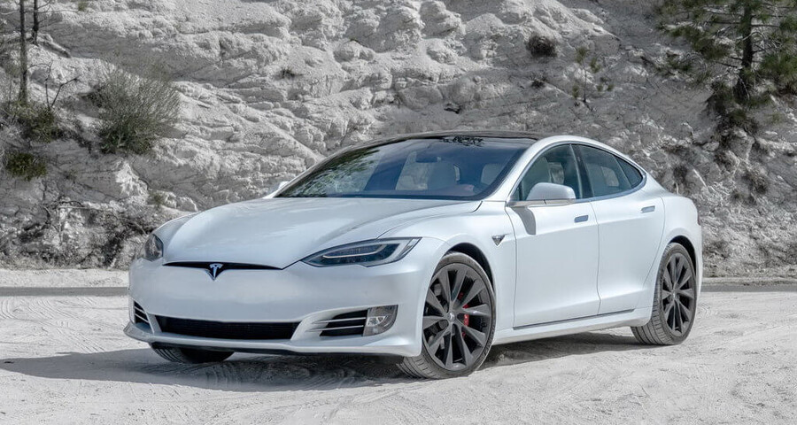 Tesla-Model-S-2021-2.jpg