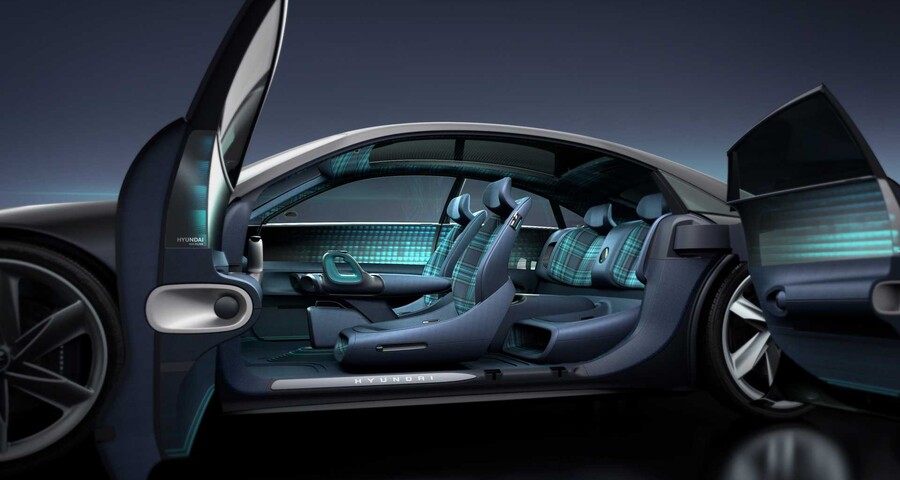 анонс нового электромобиля от Hyundai салон