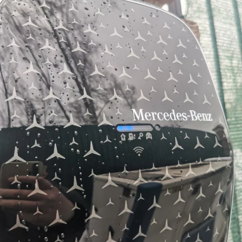 Установка зарядной станции Mercedes-Benz в Москве