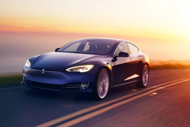 Tesla Model S Long Range Plus: создание первого 400-мильного электромобиля