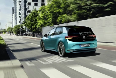 Volkswagen выпустил электрический универсал