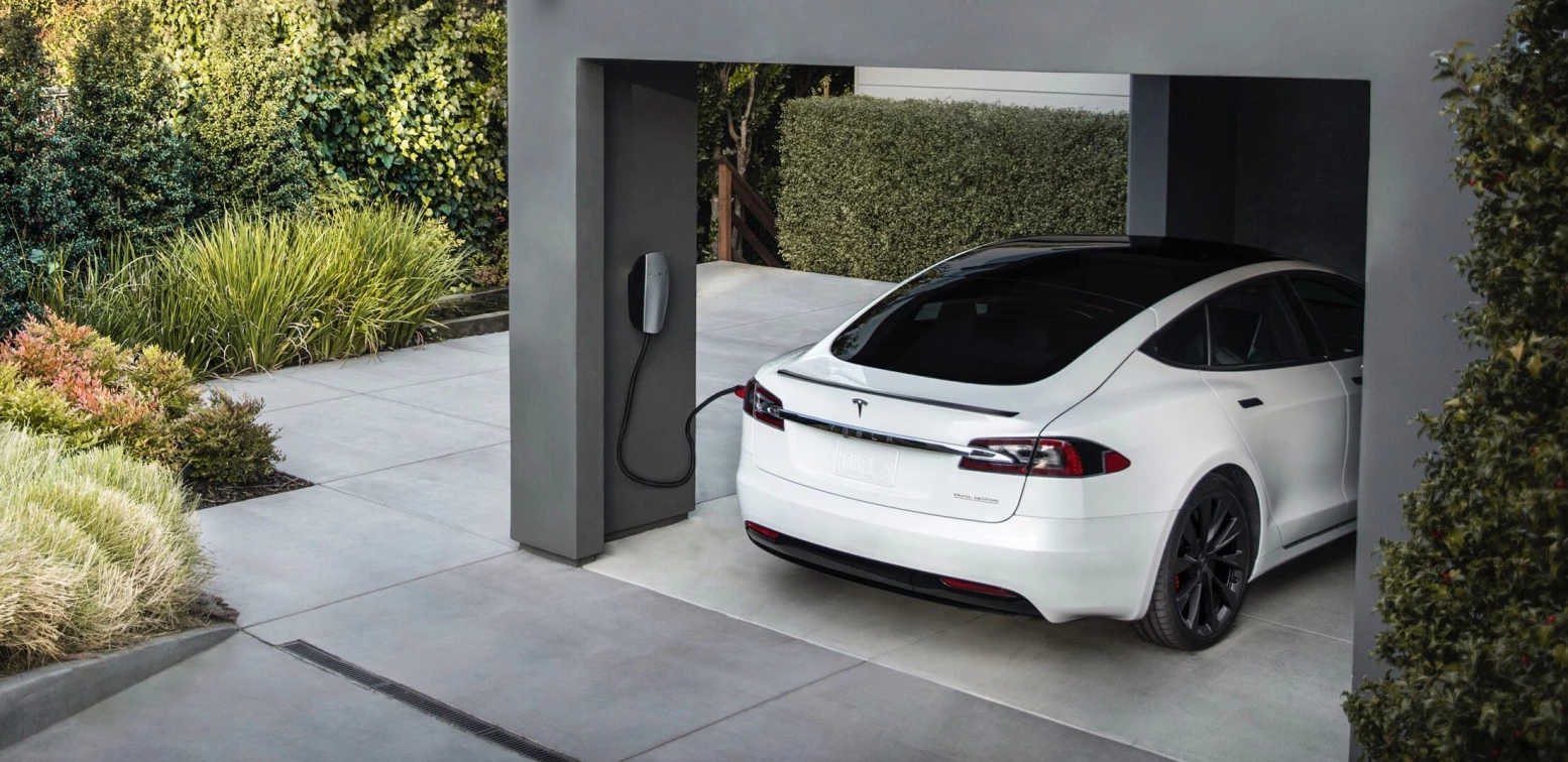 Как заряжать Tesla, чтобы продлить срок службы батареи?